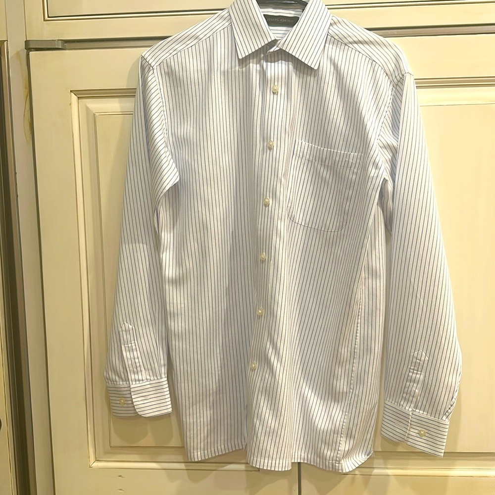 JOSEPH ABBOUD COTTON BOYS SIZE 16  WHITE BUTTON UP SHIRT WITH BLUE PINSTRIPES
